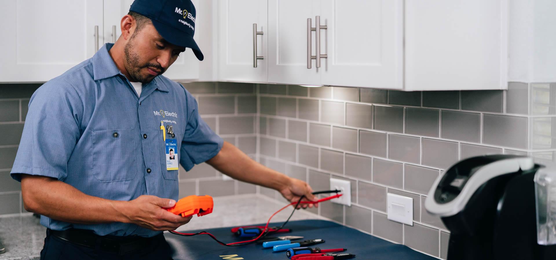 Electrical Outlet Replacement in Midlothian, TX