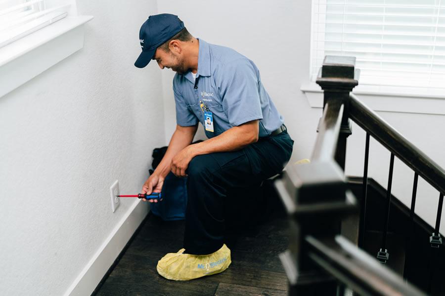 Electrical Outlet Replacement in Lancaster, TX